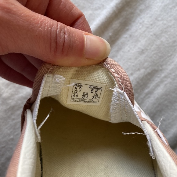 VANS Classic Checkerboard Shoes - Picture 10 of 10